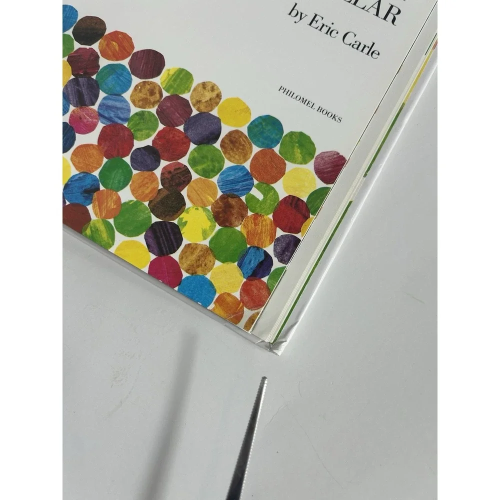 THE VERY HUNGRY‎ CATERPILLAR by Eric Carle (SIGNED 40th Anniversay Edition)